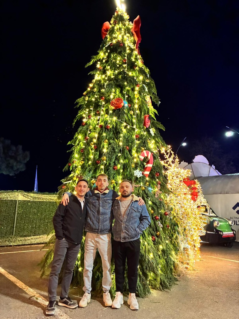 Friends by a Christmas tree in Ordu